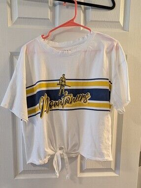 WV 'Mountaineers' Tie-Front Crop Tee